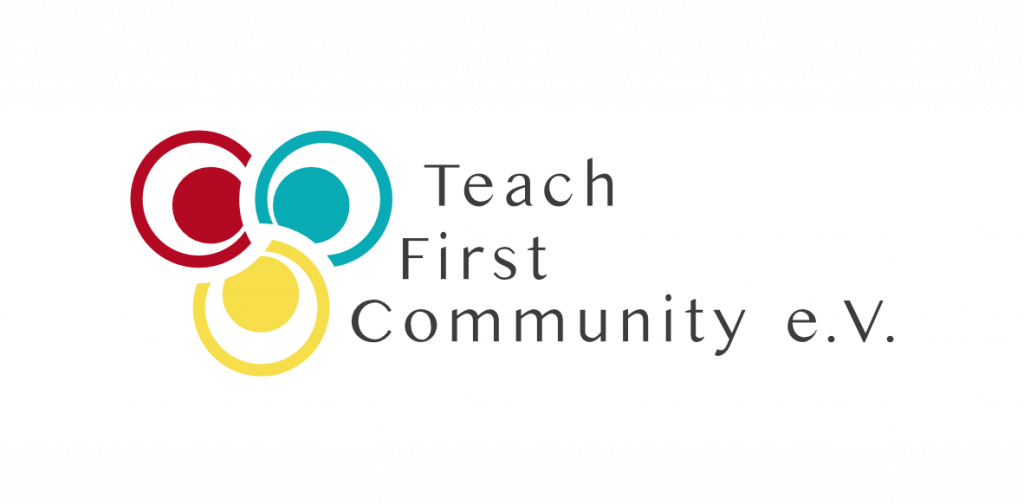 Logo von Teach First Community e.V. mit farbigen Kreisen in Rot, Blau und Gelb neben dem Schriftzug.